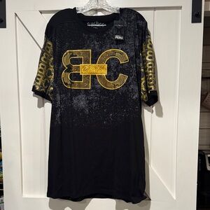 Black and Gold Graphic Tee